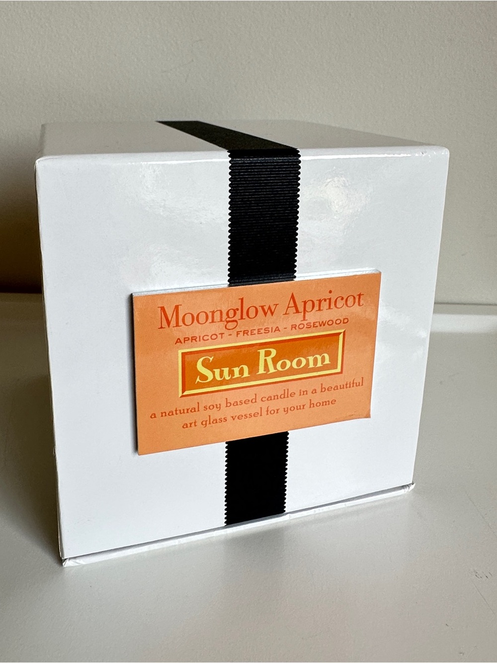 LAFCO New York Sun Room Moonglow Apricot Large Candle House and Home Collection - Picture 2 of 12